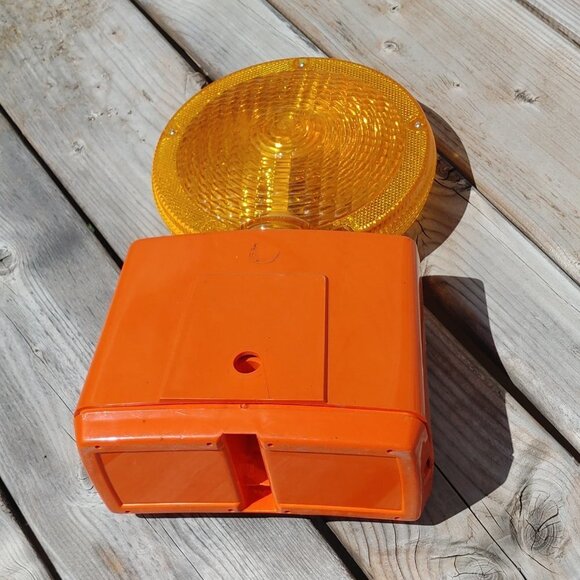 Vintage STARLITE 777 Star Headlight & Lantern Co. of Canada Ltd - Picture 2 of 6